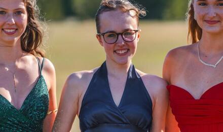 Prom 2025 12 1326x1988